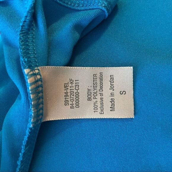 Champion Women’s Semi fitted blue tee Size Small - Picture 8 of 8